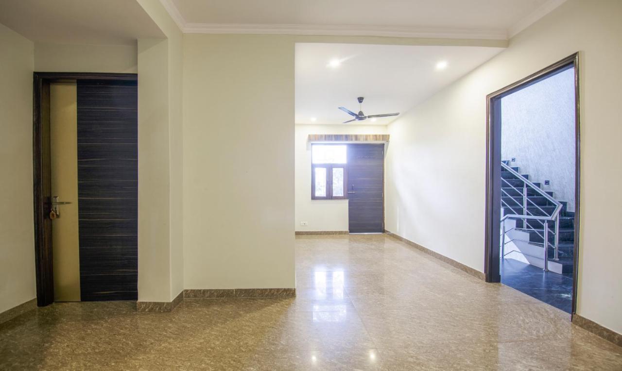 Treebo Swastika Premium Hotell Noida Eksteriør bilde